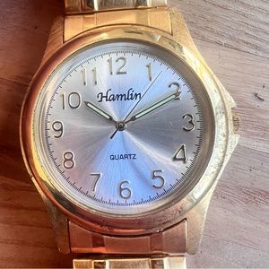 Hamlin mens gold tone expansion band dress watch NEW BATTERY
